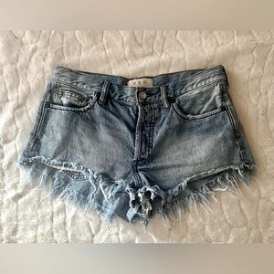 We The Free denim shorts size 27